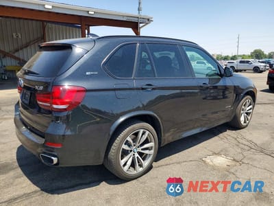 Trzecie zdjęcie samochodu z tyłu: 2018 BMW X5 XDR40E VIN:5UXKT0C59J0W00068 - miniatura