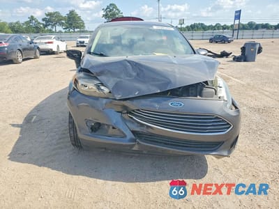 Piąte zdjęcie samochodu w środku: 2017 FORD FIESTA SE VIN:3FADP4BJ3HM129410 - miniatura