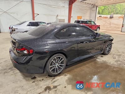 Trzecie zdjęcie samochodu z tyłu: 2024 BMW 230XI VIN:3MW33CM01R8D94060 - miniatura
