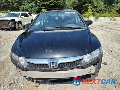 Piąte zdjęcie samochodu w środku: 2009 HONDA CIVIC LX VIN:2HGFA16509H365689 - miniatura