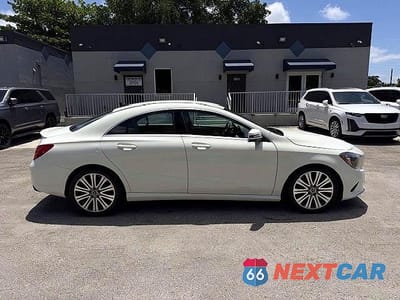Zdjęcie 13 z 15 samochodu: 2018 MERCEDES-BENZ CLA 250 VIN:WDDSJ4EB0JN570193 - miniatura