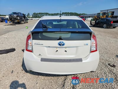 Zdjęcie 6 z 13 samochodu: 2012 TOYOTA PRIUS FIVE VIN:JTDKN3DU8C5436918 - miniatura