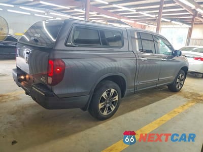 Trzecie zdjęcie samochodu z tyłu: 2018 HONDA RIDGELINE RTL VIN:5FPYK3F7XJB013660 - miniatura