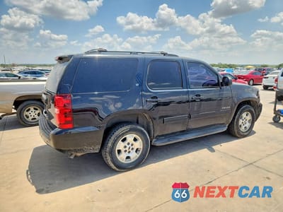 Trzecie zdjęcie samochodu z tyłu: 2014 CHEVROLET TAHOE C1500 LT VIN:1GNSCBE09ER213589 - miniatura