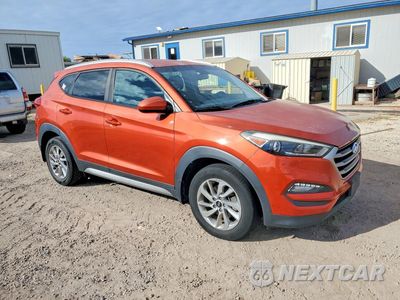 Czwarte zdjęcie samochodu z boku: 2017 HYUNDAI TUCSON SE VIN:KM8J33A41HU378780 - miniatura