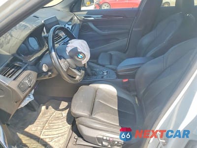 Zdjęcie 7 z 13 samochodu: 2018 BMW X1 XDRIVE28I VIN:WBXHT3C36J5L30928 - miniatura