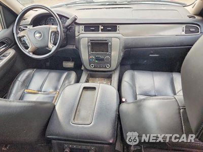 Zdjęcie 8 z 13 samochodu: 2008 CHEVROLET TAHOE K1500 VIN:1GNFK13028R119575 - miniatura