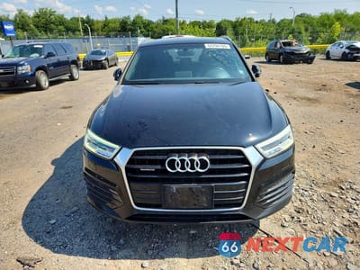 Piąte zdjęcie samochodu w środku: 2018 AUDI Q3 PREMIUM PLUS VIN:WA1JCCFS4JR007918 - miniatura