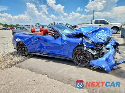 Czwarte zdjęcie samochodu z boku: 2024 BMW M4 COMPETITION VIN:WBS33BA03RCN05324 - miniatura