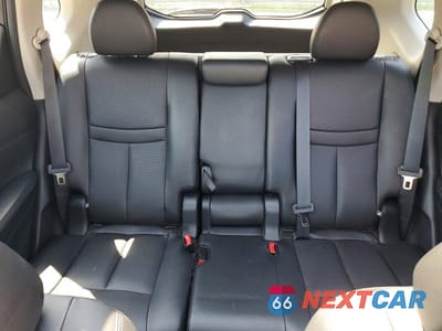 Zdjęcie 10 z 13 samochodu: 2019 NISSAN ROGUE SL VIN:5N1AT2MV3KC714456 - miniatura