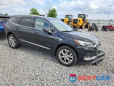 Czwarte zdjęcie samochodu z boku: 2020 BUICK ENCLAVE AVENIR VIN:5GAEVCKW2LJ120232 - miniatura