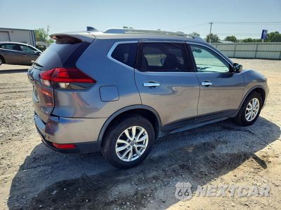 Trzecie zdjęcie samochodu z tyłu: 2020 NISSAN ROGUE SV VIN:JN8AT2MV9LW142916 - miniatura