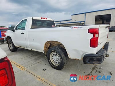 Drugie zdjęcie samochodu z przodu: 2020 CHEVROLET SILVERADO K1500 VIN:3GCNYAEF9LG322346 - miniatura