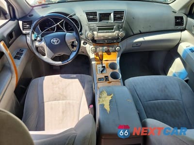 Zdjęcie 8 z 13 samochodu: 2008 TOYOTA HIGHLANDER HYBRID VIN:JTEEW41A982011089 - miniatura