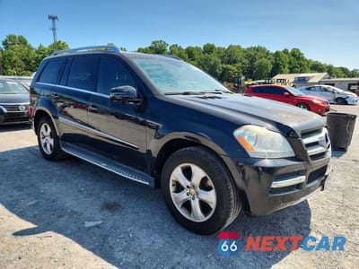 Czwarte zdjęcie samochodu z boku: 2012 MERCEDES-BENZ GL 450 4MATIC VIN:4JGBF7BEXCA793939 - miniatura