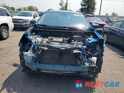 Piąte zdjęcie samochodu w środku: 2018 TOYOTA RAV4 LE VIN:JTMBFREVXJJ746614 - miniatura