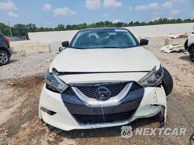 Piąte zdjęcie samochodu w środku: 2017 NISSAN MAXIMA 3.5 S VIN:1N4AA6AP2HC413800 - miniatura