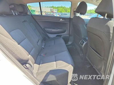 Zdjęcie 11 z 13 samochodu: 2017 KIA SPORTAGE LX VIN:KNDPMCAC9H7033336 - miniatura