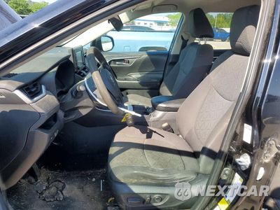 Zdjęcie 7 z 14 samochodu: 2021 TOYOTA RAV4 XLE VIN:2T3W1RFV4MC096233 - miniatura