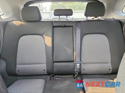 Zdjęcie 10 z 13 samochodu: 2019 HYUNDAI KONA SEL VIN:KM8K2CAA0KU198470 - miniatura