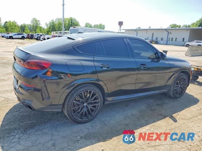 Trzecie zdjęcie samochodu z tyłu: 2025 BMW X6 M60I VIN:5UX43EX00S9Z66096 - miniatura