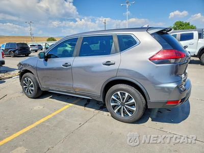 Drugie zdjęcie samochodu z przodu: 2017 NISSAN ROGUE S VIN:5N1AT2MV2HC837819 - miniatura