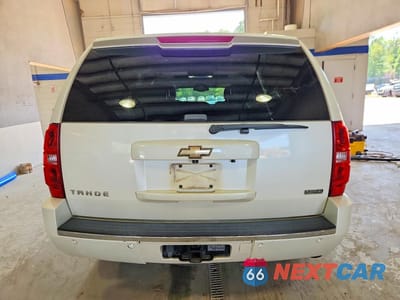 Zdjęcie 6 z 13 samochodu: 2010 CHEVROLET TAHOE K1500 LTZ VIN:1GNUKCE06AR105684 - miniatura