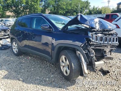 Czwarte zdjęcie samochodu z boku: 2018 JEEP COMPASS LATITUDE VIN:3C4NJCBB6JT186523 - miniatura