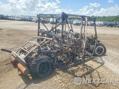 Czwarte zdjęcie samochodu z boku: 2017 POLARIS RANGER UTILITY VEHICLE VIN:4XARVU992H7743108 - miniatura