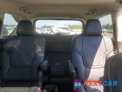 Zdjęcie 10 z 13 samochodu: 2025 INFINITI QX80 LUXE VIN:JN8AZ3BA8S9000784 - miniatura