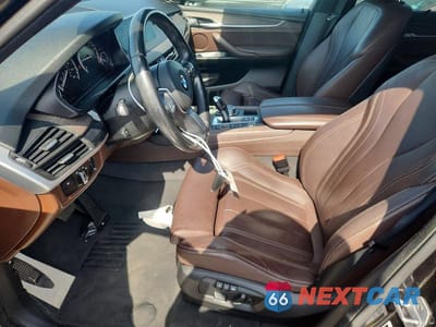 Zdjęcie 7 z 13 samochodu: 2016 BMW X5 XDR40E VIN:5UXKT0C59G0S75687 - miniatura