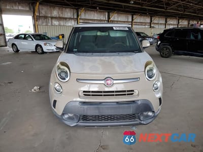 Piąte zdjęcie samochodu w środku: 2014 FIAT 500L TREKKING VIN:ZFBCFADHXEZ018089 - miniatura