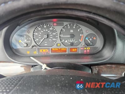 Zdjęcie 9 z 13 samochodu: 2003 BMW 325 I VIN:WBAEV33453KL80126 - miniatura