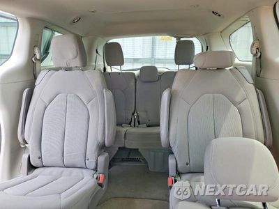 Zdjęcie 10 z 13 samochodu: 2019 CHRYSLER PACIFICA TOURING VIN:2C4RC1DG7KR559601 - miniatura