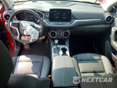 Zdjęcie 8 z 13 samochodu: 2024 CHEVROLET BLAZER 3LT VIN:3GNKBDRS2RS161803 - miniatura