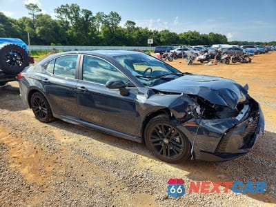 Czwarte zdjęcie samochodu z boku: 2025 TOYOTA CAMRY SE VIN:4T1DBADK2SU538851 - miniatura