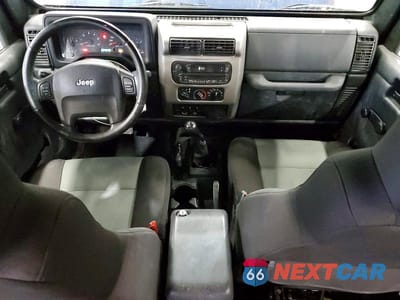 Zdjęcie 8 z 12 samochodu: 2005 JEEP WRANGLER X VIN:1J4FA39S45P370244 - miniatura