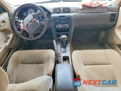 Zdjęcie 8 z 12 samochodu: 1996 NISSAN MAXIMA GXE VIN:JN1CA21D5TM403902 - miniatura