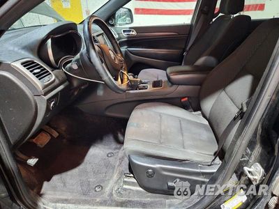 Zdjęcie 7 z 13 samochodu: 2018 JEEP GRAND CHEROKEE LAREDO VIN:1C4RJFAG3JC189178 - miniatura