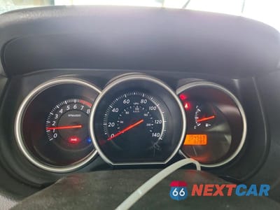 Zdjęcie 9 z 12 samochodu: 2011 NISSAN VERSA 1.8 S VIN:3N1BC1CP3BL458509 - miniatura