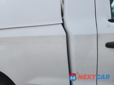 Zdjęcie 10 z 12 samochodu: 2023 CHEVROLET SILVERADO C1500 VIN:3GCNAAEK2PG337505 - miniatura