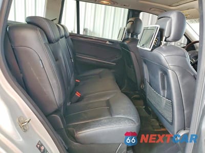 Zdjęcie 11 z 13 samochodu: 2009 MERCEDES-BENZ GL 550 4MATIC VIN:4JGBF86E19A500177 - miniatura