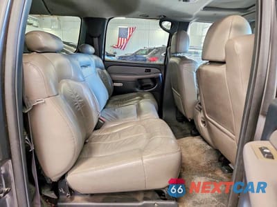 Zdjęcie 11 z 14 samochodu: 2002 CHEVROLET SUBURBAN K1500 VIN:1GNFK16Z72J126280 - miniatura