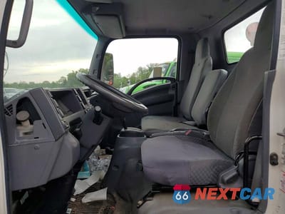 Zdjęcie 7 z 13 samochodu: 2012 ISUZU NPR HD VIN:54DC4W1B1CS803344 - miniatura