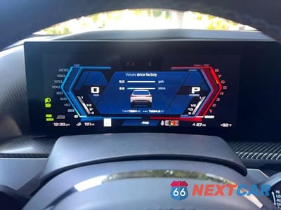 Zdjęcie 8 z 10 samochodu: 2024 BMW XM VIN:5YM23CS02R9U56161 - miniatura
