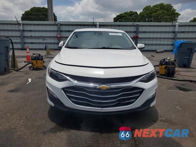 Piąte zdjęcie samochodu w środku: 2019 CHEVROLET MALIBU LS VIN:1G1ZC5ST8KF112492 - miniatura