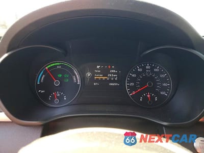 Zdjęcie 9 z 12 samochodu: 2017 KIA OPTIMA HYBRID EX VIN:KNAGU4LE5H5014845 - miniatura