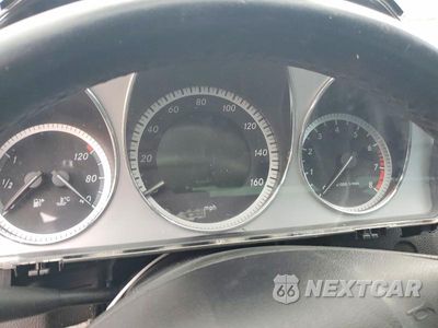 Zdjęcie 9 z 12 samochodu: 2011 MERCEDES-BENZ C 300 VIN:WDDGF5EB0BA443501 - miniatura