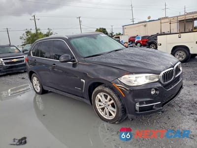 Czwarte zdjęcie samochodu z boku: 2015 BMW X5 SDRIVE35I VIN:5UXKR2C54F0H39531 - miniatura