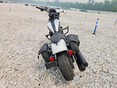 Czwarte zdjęcie samochodu z boku: 2024 INDIAN MOTORCYCLE CO. SPORT CHIEF VIN:56KDSDBH0R3016646 - miniatura
